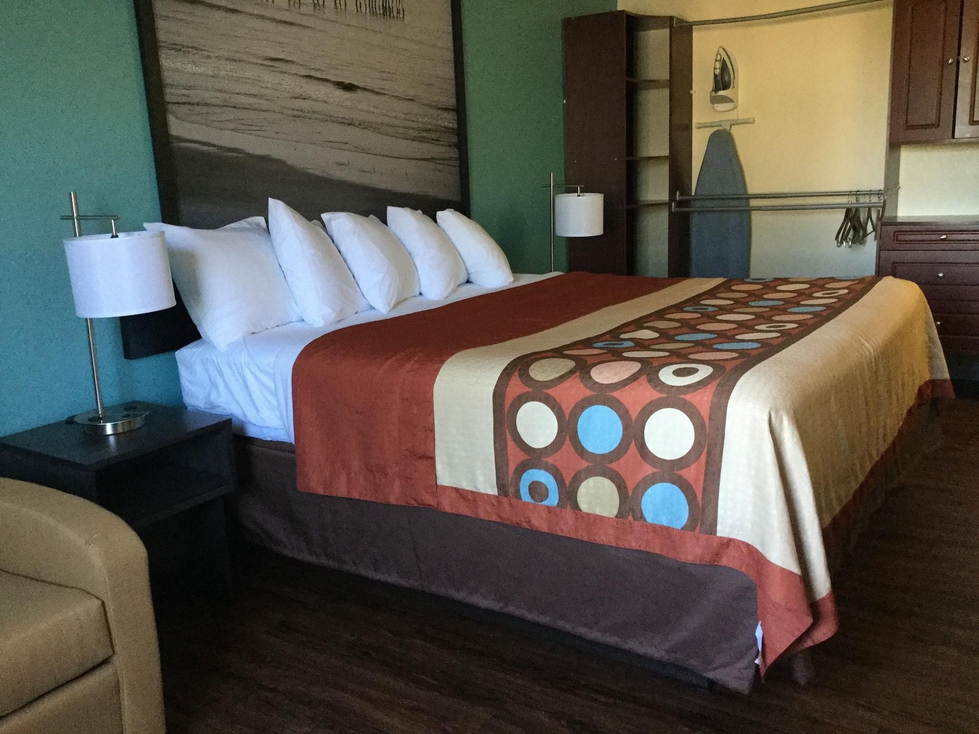 Super 8 By Wyndham Clearwater/St. Petersburg Airport Ξενοδοχείο Εξωτερικό φωτογραφία