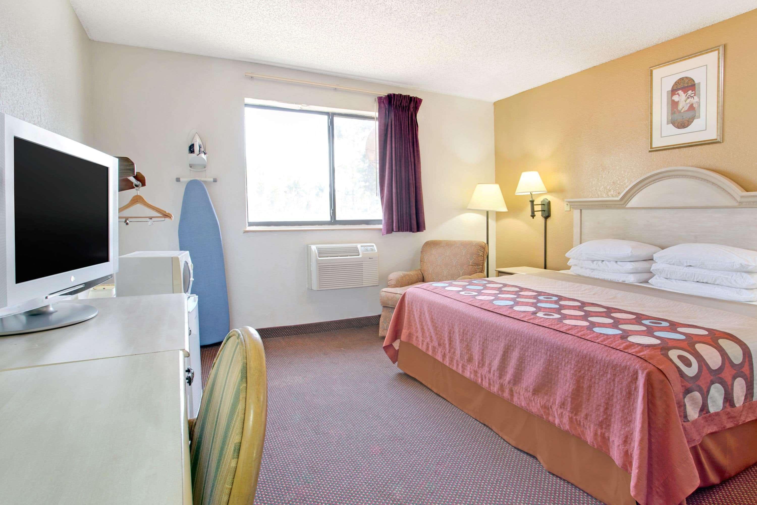 Super 8 By Wyndham Clearwater/St. Petersburg Airport Ξενοδοχείο Εξωτερικό φωτογραφία