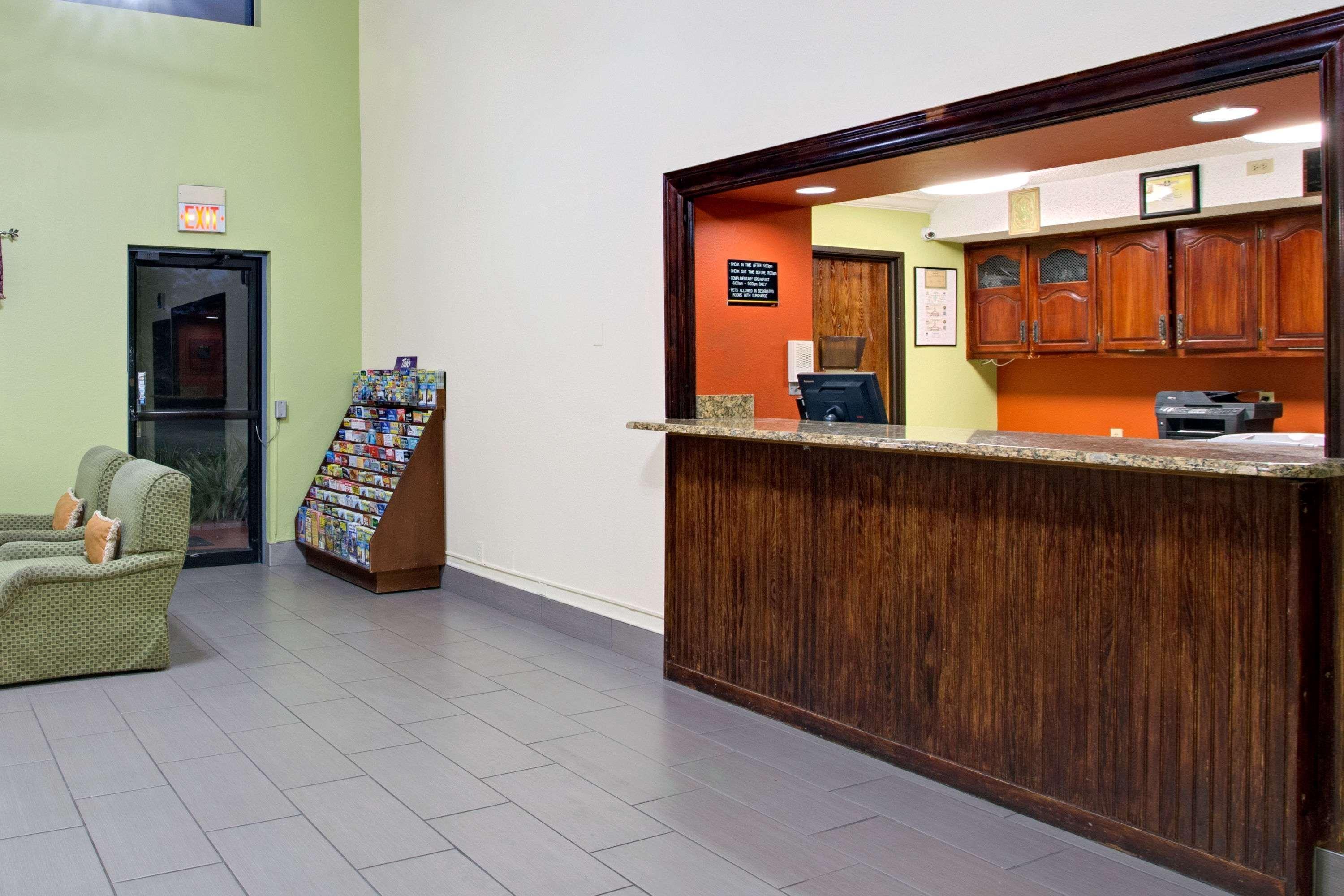 Super 8 By Wyndham Clearwater/St. Petersburg Airport Ξενοδοχείο Εξωτερικό φωτογραφία