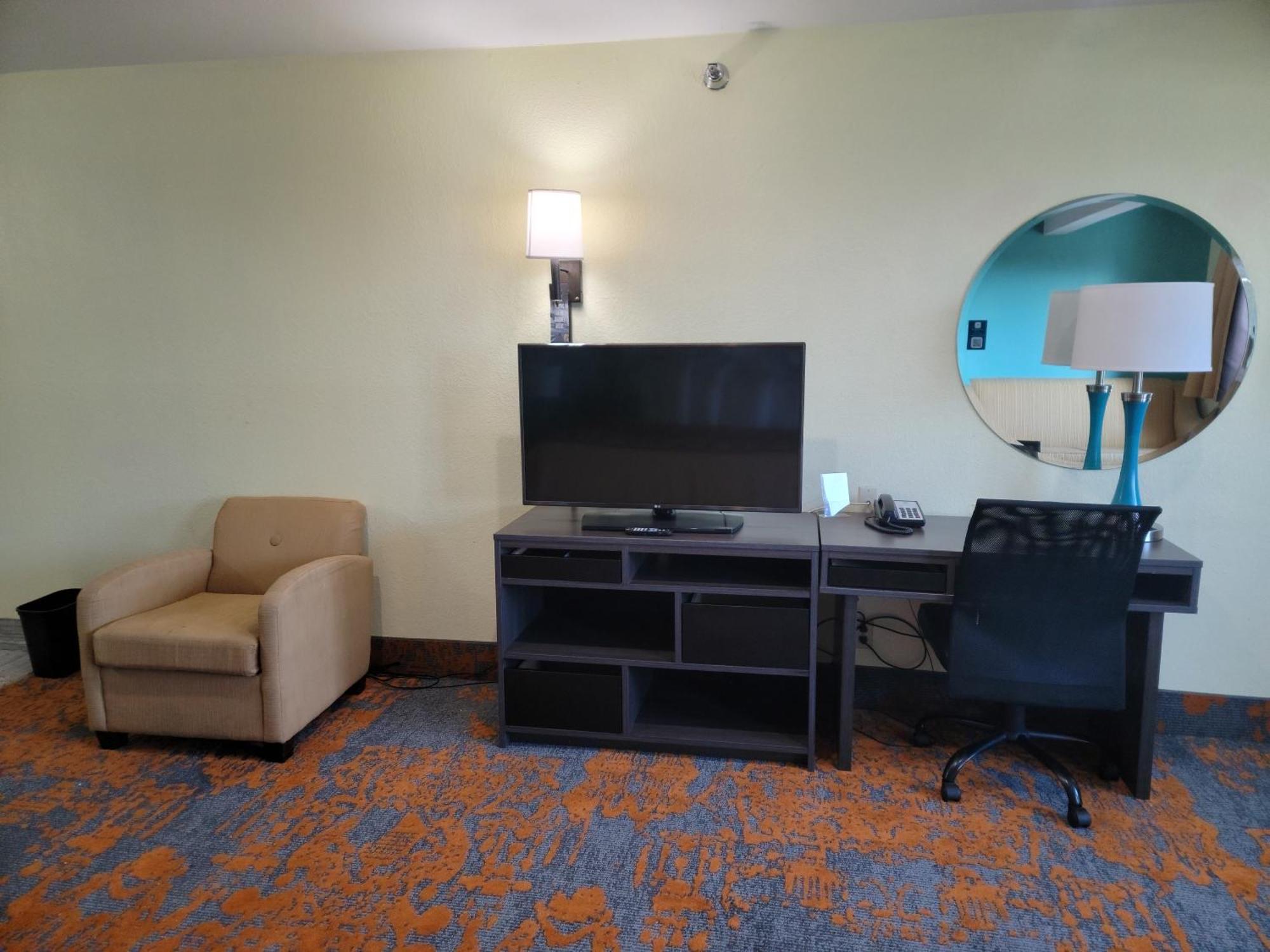 Super 8 By Wyndham Clearwater/St. Petersburg Airport Ξενοδοχείο Εξωτερικό φωτογραφία