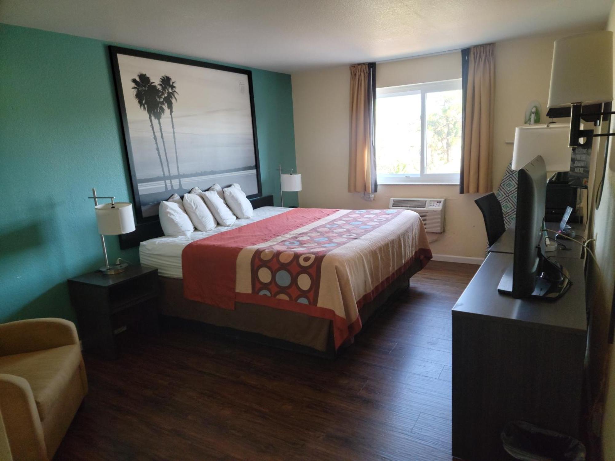 Super 8 By Wyndham Clearwater/St. Petersburg Airport Ξενοδοχείο Εξωτερικό φωτογραφία