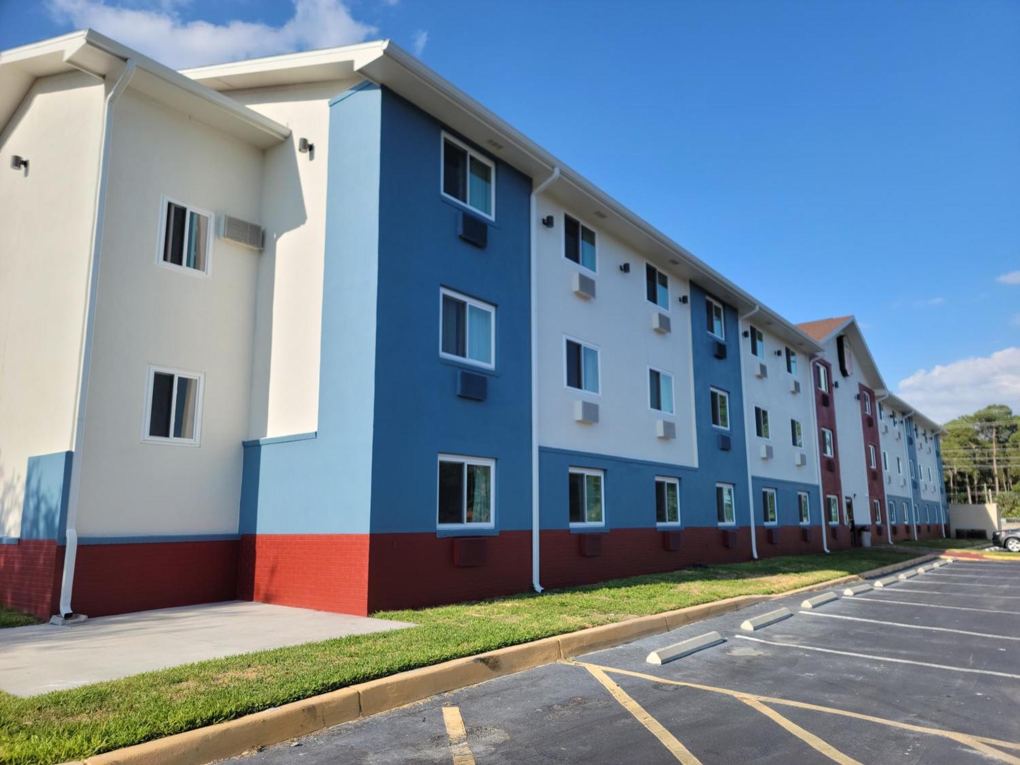 Super 8 By Wyndham Clearwater/St. Petersburg Airport Ξενοδοχείο Εξωτερικό φωτογραφία