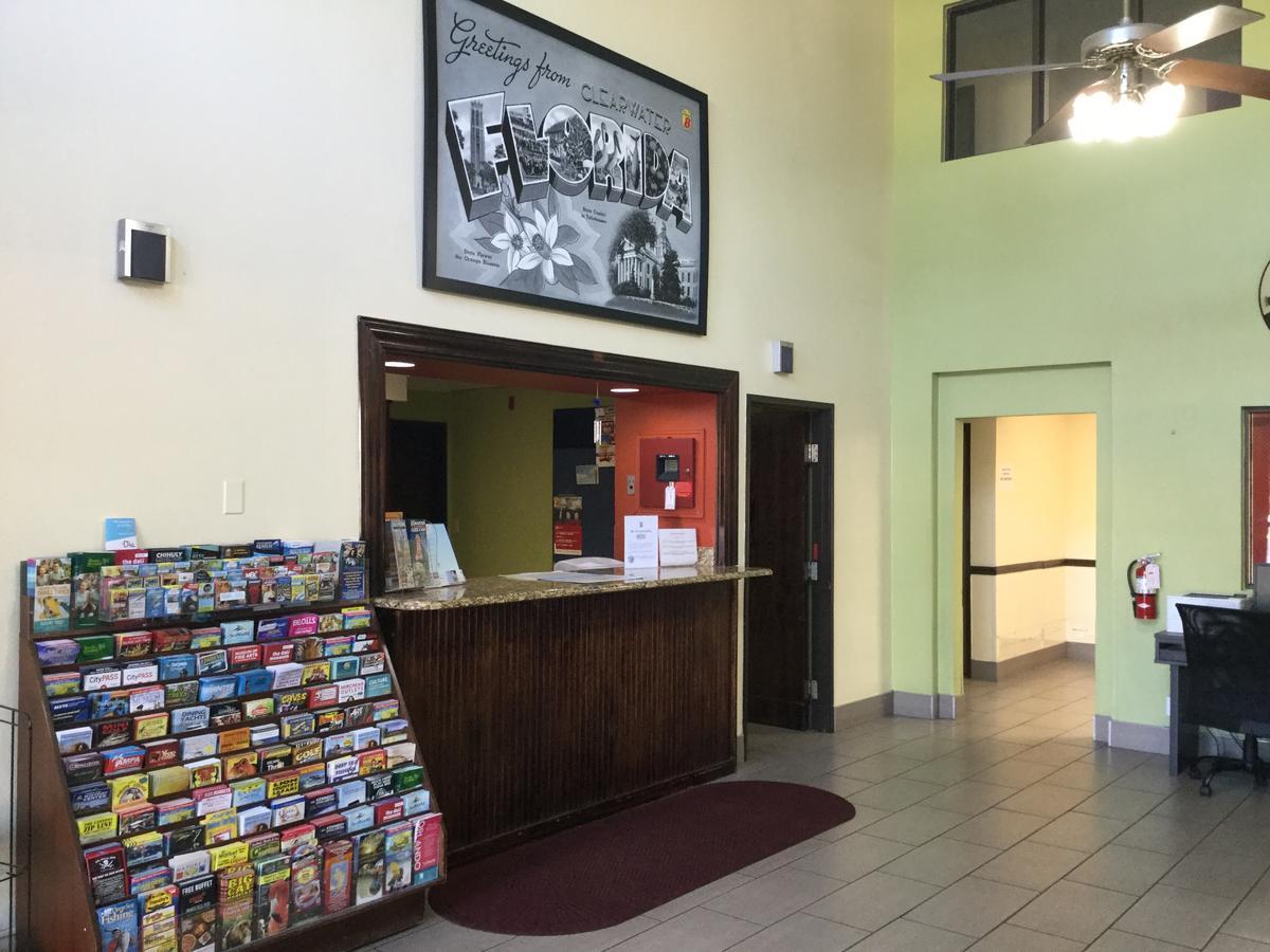 Super 8 By Wyndham Clearwater/St. Petersburg Airport Ξενοδοχείο Εξωτερικό φωτογραφία