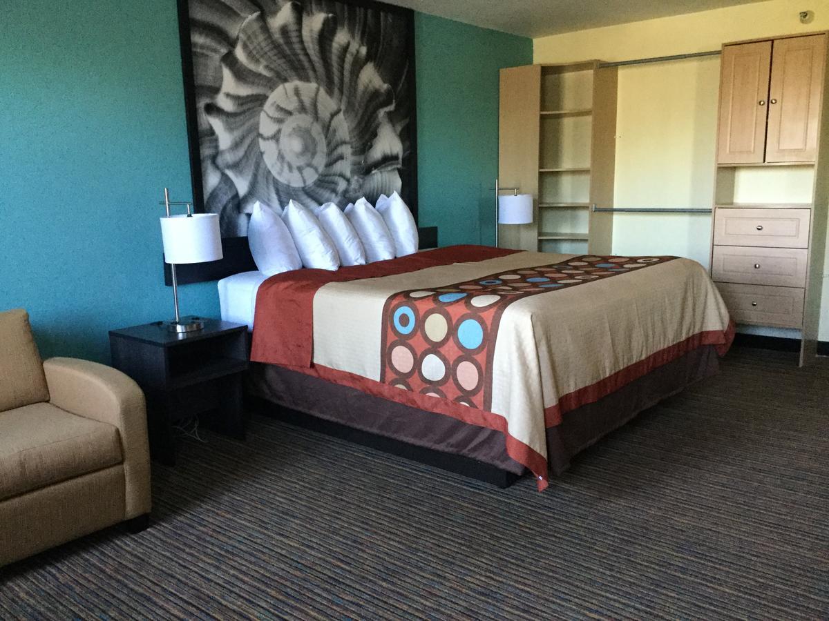 Super 8 By Wyndham Clearwater/St. Petersburg Airport Ξενοδοχείο Εξωτερικό φωτογραφία